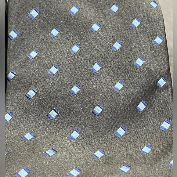 Ermenegildo Zegna Tie Made in Italy 100% Silk Brown Navy Geometric Pattern EUC - Picture 6 of 13